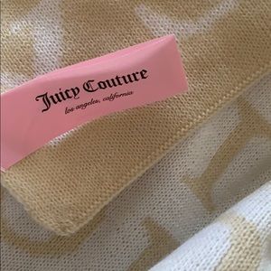 Juicy Couture scarf